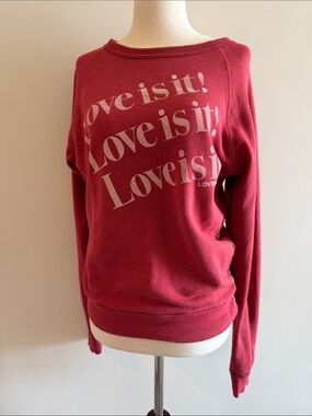 Women's Crewneck Sweatshirt in Deep Red with Typographic 'Love is it!' Print